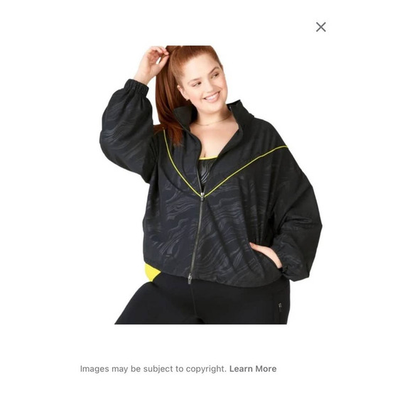 Fabletics Women’s Stace Woven Cropped Jacket / Black And Yellow - Picture 14 of 15